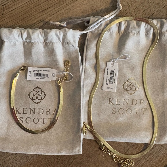 Kendra Scott Kassie 2/$40 or 3/$50 - Picture 1 of 6